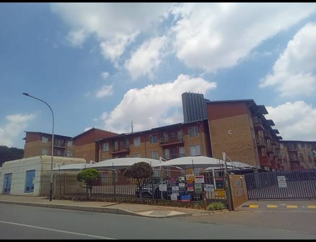 2 BEDROOM APARTMENT FOR SALE IN AUCKLAND PARK